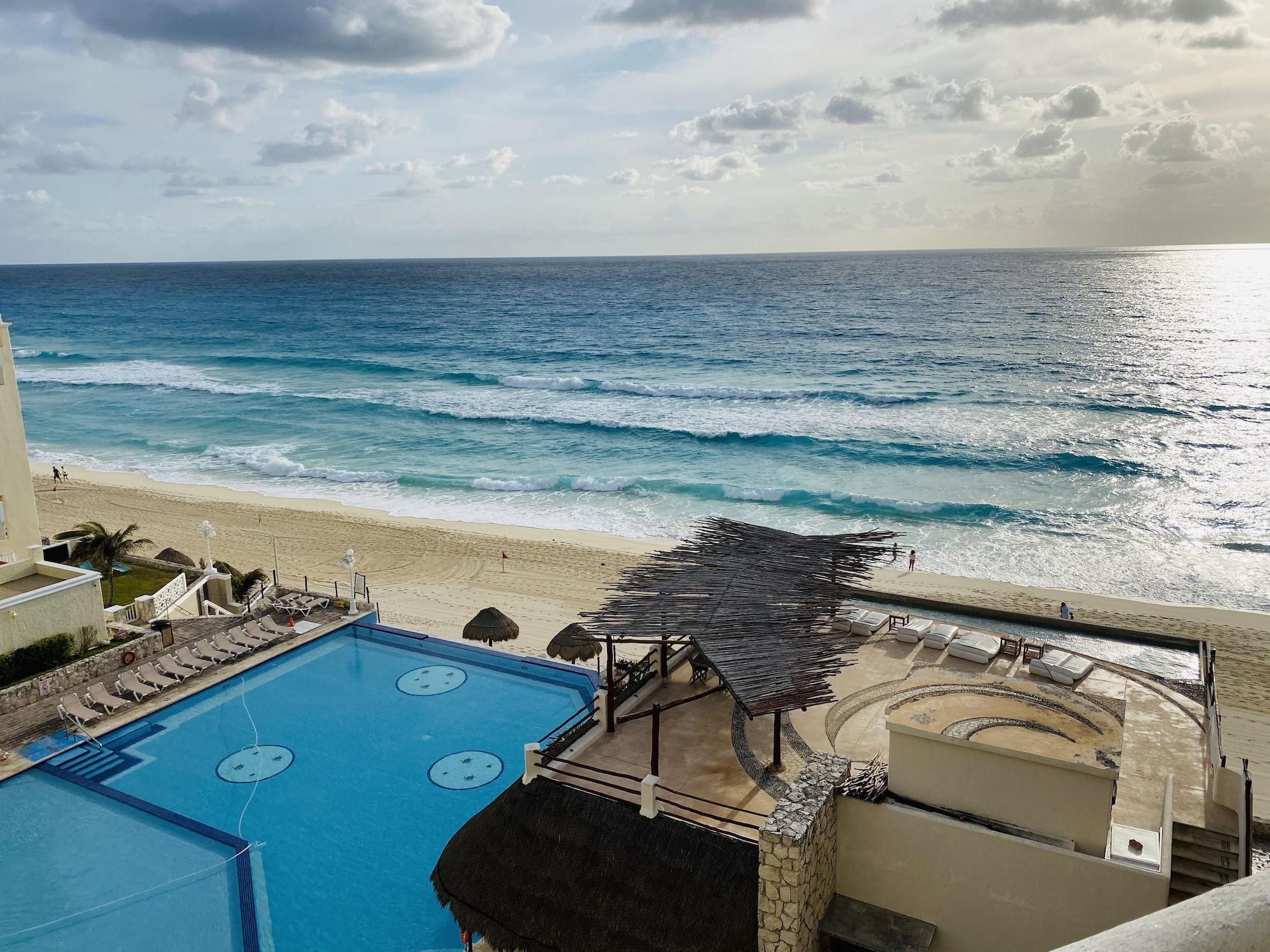 Bsea Cancun Plaza Hotel Kültér fotó