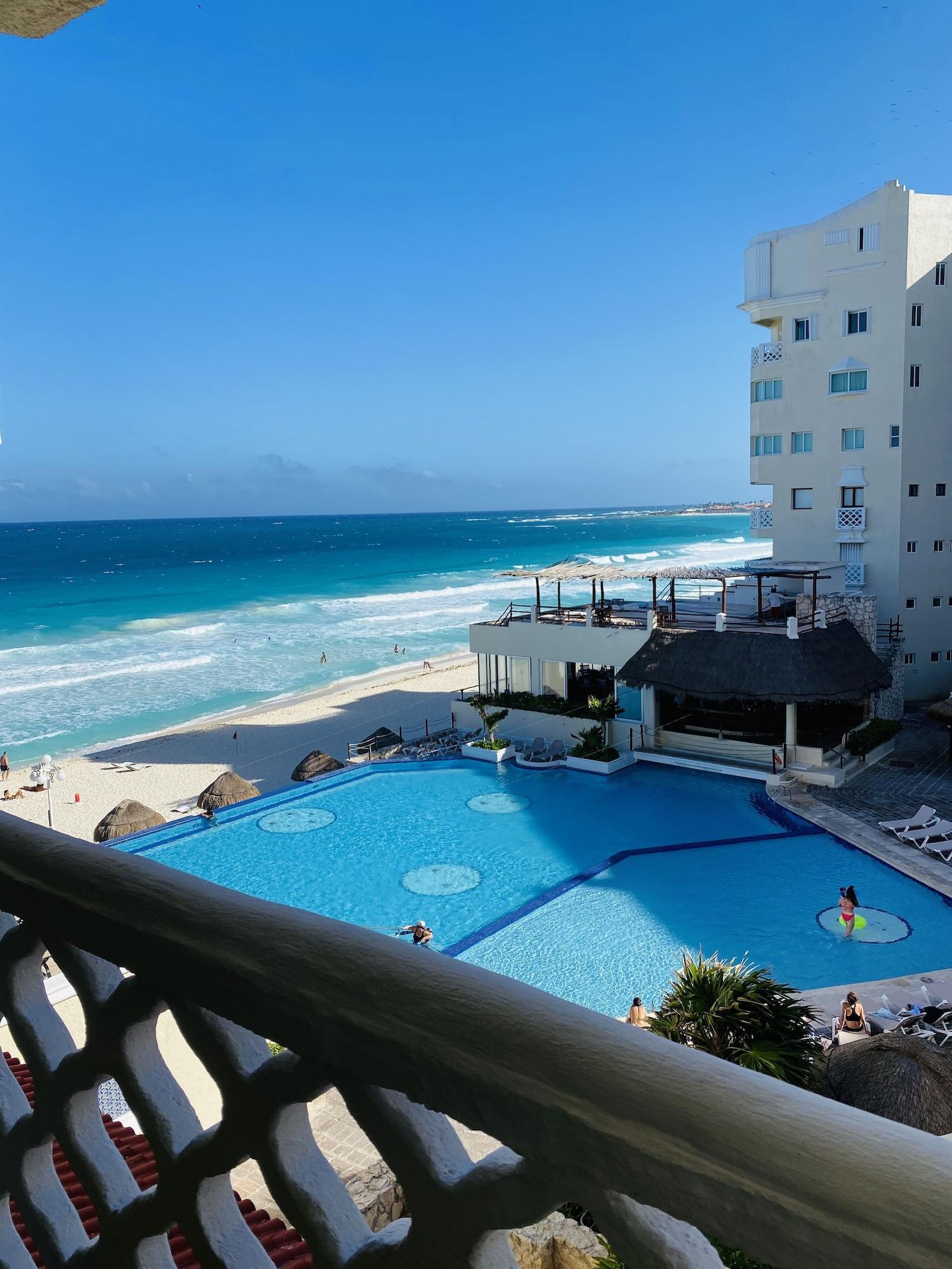 Bsea Cancun Plaza Hotel Kültér fotó