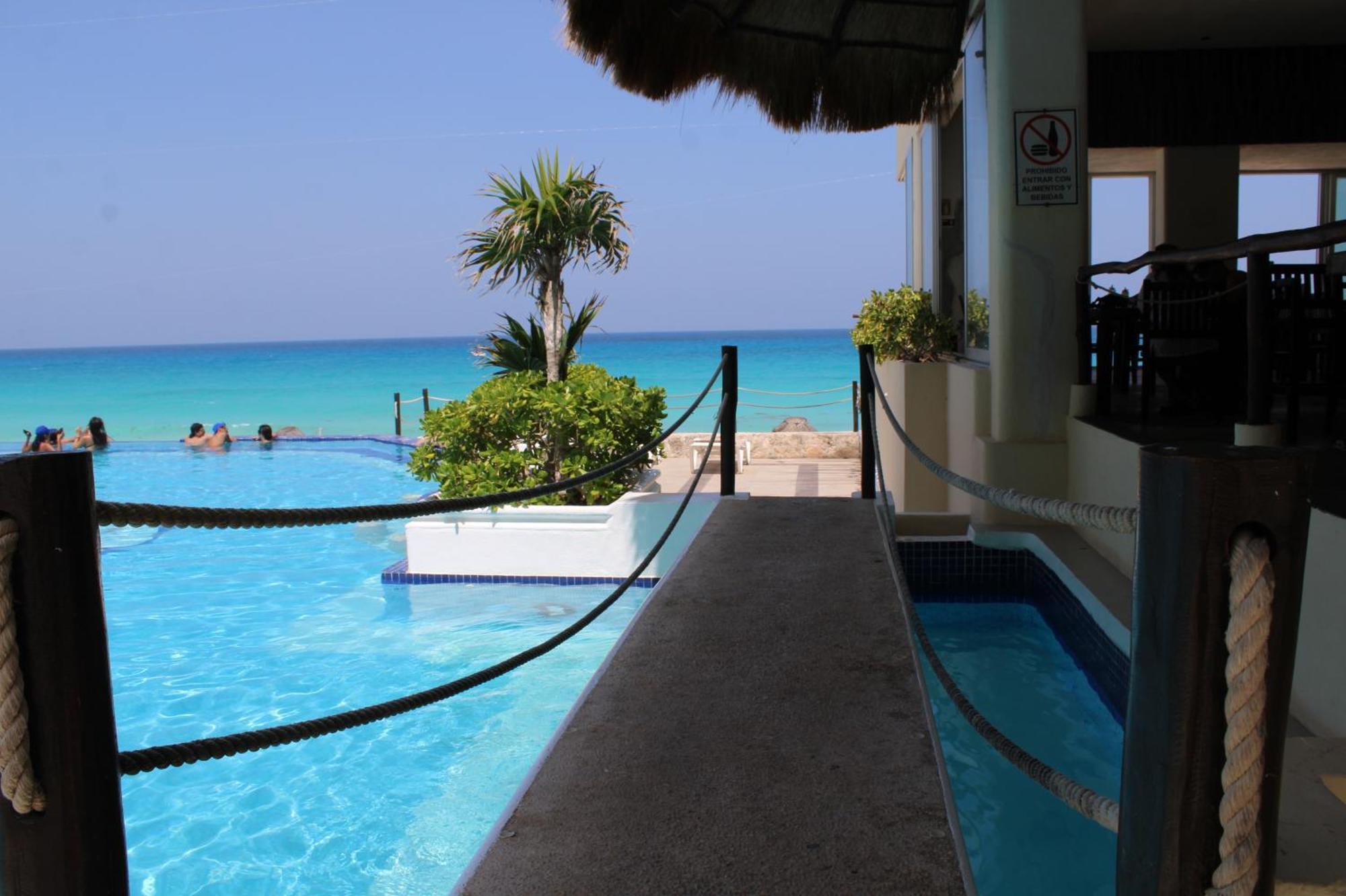 Bsea Cancun Plaza Hotel Kültér fotó