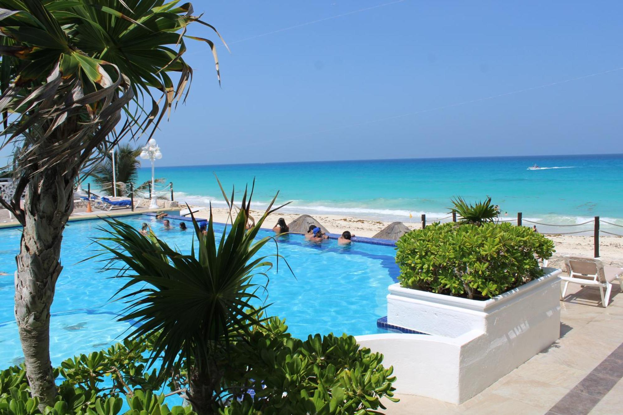 Bsea Cancun Plaza Hotel Kültér fotó
